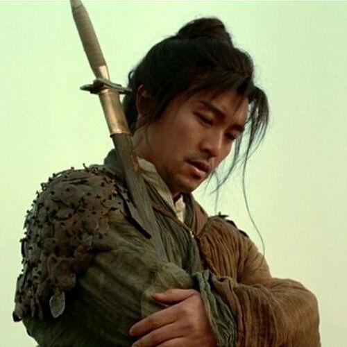 钟汉良出轨离婚？Selina借精生子？女歌手养鱼塘？杨幂赴港探女？