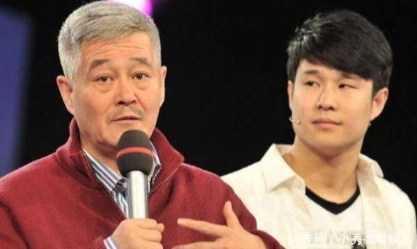 瞒不住了！赵大叔隐藏多年背景曝光难怪娱乐圈都不敢得罪他！
